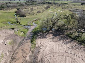 Balnerario Los Pinos - A metros de la Ruta Nacional 14 y a metros de la Ruta Provincial 20