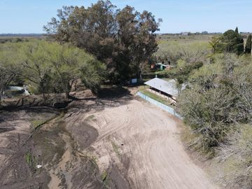 Balnerario Los Pinos - A metros de la Ruta Nacional 14 y a metros de la Ruta Provincial 20