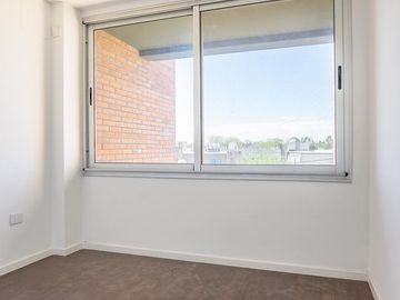 Venta duplex dos dormitorios terraza parrillero cochera
