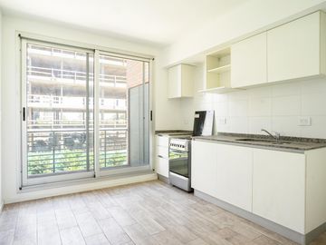Venta duplex dos dormitorios terraza parrillero cochera