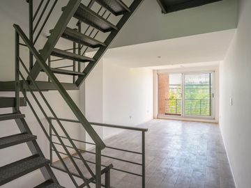 Venta duplex dos dormitorios terraza parrillero cochera