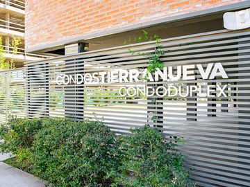 Venta duplex dos dormitorios terraza parrillero cochera