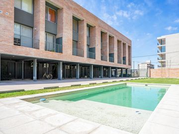 Venta duplex dos dormitorios terraza parrillero cochera