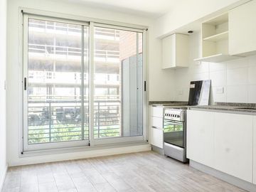 Venta duplex dos dormitorios terraza parrillero cochera