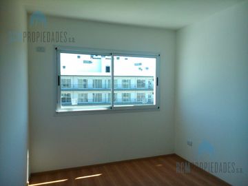 Venta Departamento 4 ambientes Parque Patricios