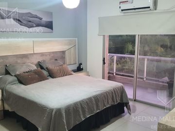 Venta Casa de 5 Ambientes c/ Pileta - Barrio Privado Las Acacias - Hudson