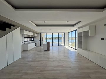 VENTA CASA SAN SEBASTIAN A LA LAGUNA 5 AMBIENTES AREA 8