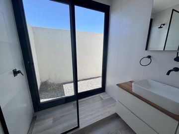 VENTA CASA SAN SEBASTIAN A LA LAGUNA 5 AMBIENTES AREA 8