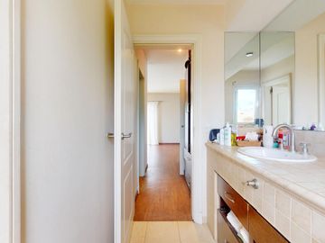 Casa en venta en Abril Club de Campo