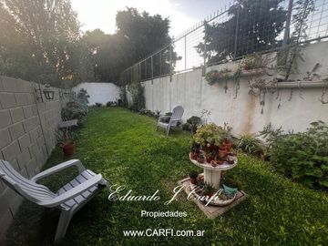 VENTA DE PH 4 AMBIENTES CASTELAR NORTE