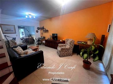VENTA DE PH 4 AMBIENTES CASTELAR NORTE