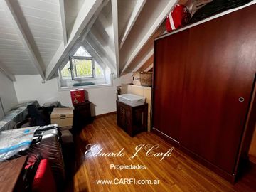 VENTA DE PH 4 AMBIENTES CASTELAR NORTE