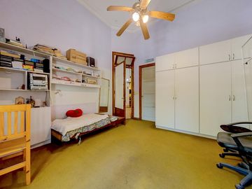 casa en VENTA 6 habitaciones Av. Pellegrini al 100 Rosario