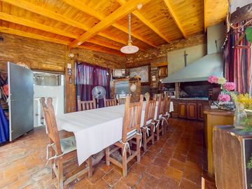 casa en VENTA 6 habitaciones Av. Pellegrini al 100 Rosario