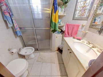 casa en VENTA 6 habitaciones Av. Pellegrini al 100 Rosario