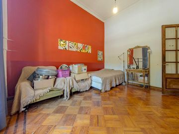 casa en VENTA 6 habitaciones Av. Pellegrini al 100 Rosario