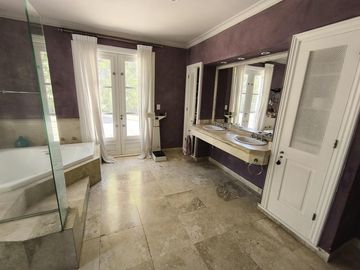 Casa  en Venta 6 dorm.  en La Isla, Nordelta, Tigre