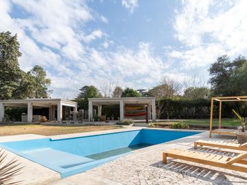EN VENTA CASA 1 PLANTA 3 DORMITORIOS VILLA ALLENDE GOLF