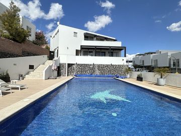CASA EN VENTA  EN HIGH GARDEN ZIBATA CON ROOF GARDEN