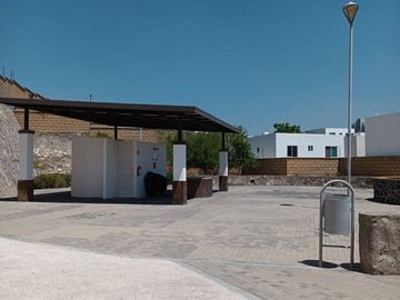 CASA EN VENTA, CUMBRES DEL LAGO QUERETARO