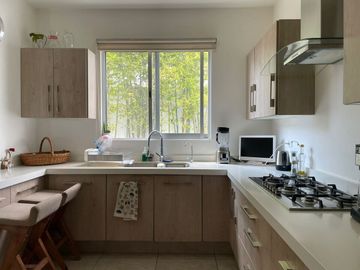 CASA EN VENTA, CUMBRES DEL LAGO QUERETARO