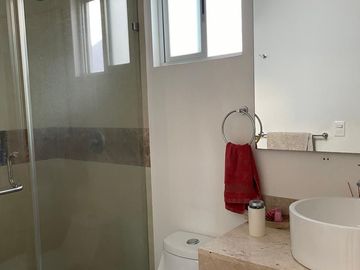 CASA EN VENTA, CUMBRES DEL LAGO QUERETARO