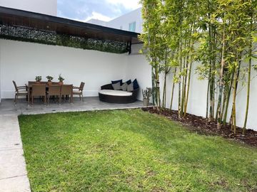 CASA EN VENTA, CUMBRES DEL LAGO QUERETARO