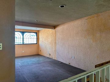 PARA REMODELAR CASA EN VENTA EN JARDINES DE BELLAVISTA