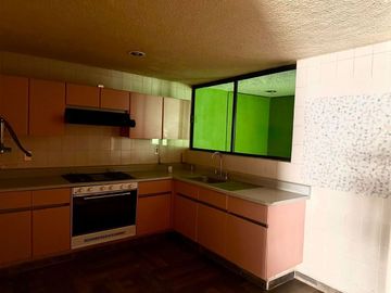 PARA REMODELAR CASA EN VENTA EN JARDINES DE BELLAVISTA