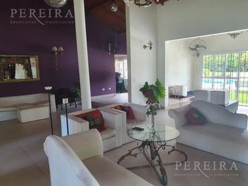 Tortugas Norte, Pilar, 2.131m2,  Oportunidad para emprendimiento.