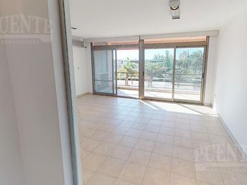 Alquiler Apto Profesional 48 m2 en Nordelta, con cochera