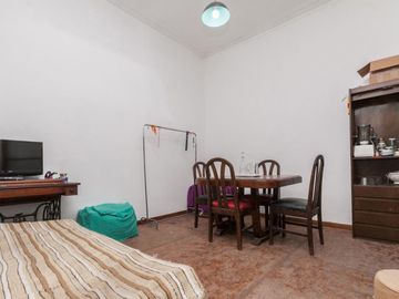PH 3 amb, Lanús Este centro. Terraza propia. Sin expensas. Venta