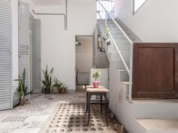 PH 3 amb, Lanús Este centro. Terraza propia. Sin expensas. Venta