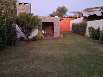 Casa 3 Dormitorios- Cruz del Eje