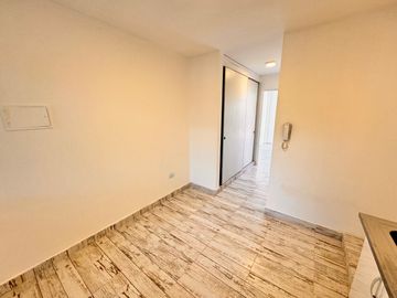 Departamento de 1 dormitorio remodelado, zona Quinta Agronómica, Lavalle al 1800