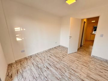 Departamento de 1 dormitorio remodelado, zona Quinta Agronómica, Lavalle al 1800