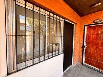 Departamento de 1 dormitorio remodelado, zona Quinta Agronómica, Lavalle al 1800