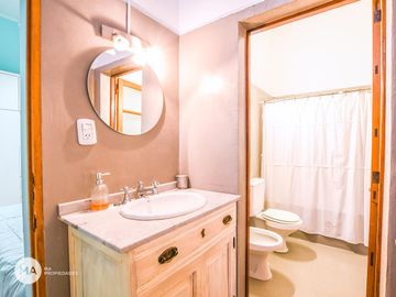 Casa de pasillo 3 dormitorios - Zona Centro, Rosario | Venta