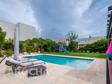 Casa - Nuevo Quilmes