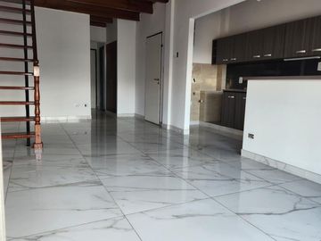 Dúplex en venta - 3 Dormitorios 1 Baño - Cochera - 62Mts2 - San Justo, La Matanza