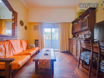 PH de 3 ambientes con balcón, patio y parrilla en Villa Devoto