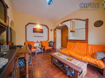 PH de 3 ambientes con balcón, patio y parrilla en Villa Devoto