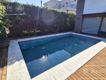 Imponente casa en venta de 5 ambientes en Altos de hudson II, Hudson, Berazategui