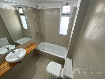 VENTA de Departamento 3 AMBIENTES con balcón. Bio condominio