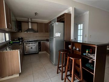 Casa de 2 dormitorios - Venta