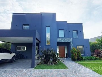 Casa en venta 4 ambientes  barrio cerrado  Barrancas de Iraola. Hudson. Berazategui. Apto credito!