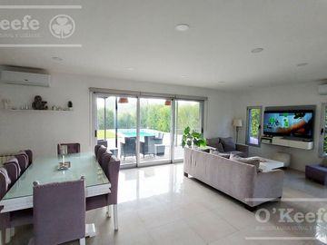 Casa en venta 4 ambientes  barrio cerrado  Barrancas de Iraola. Hudson. Berazategui. Apto credito!