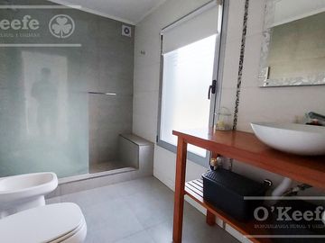 Casa en venta 4 ambientes  barrio cerrado  Barrancas de Iraola. Hudson. Berazategui. Apto credito!