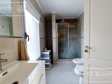 Casa en venta 4 ambientes  barrio cerrado  Barrancas de Iraola. Hudson. Berazategui. Apto credito!