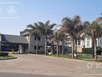 Casa en venta 4 ambientes  barrio cerrado  Barrancas de Iraola. Hudson. Berazategui. Apto credito!